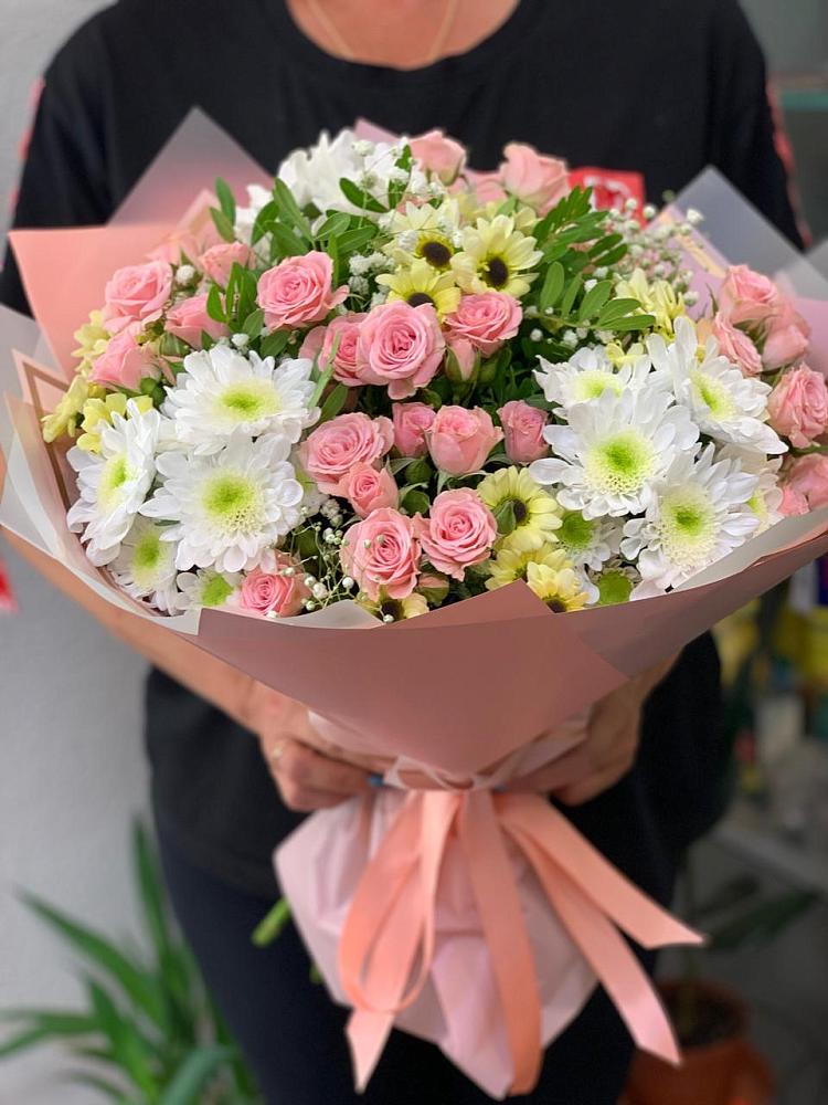 Букет цветов из: Розы и Хризантемы в Ульянино