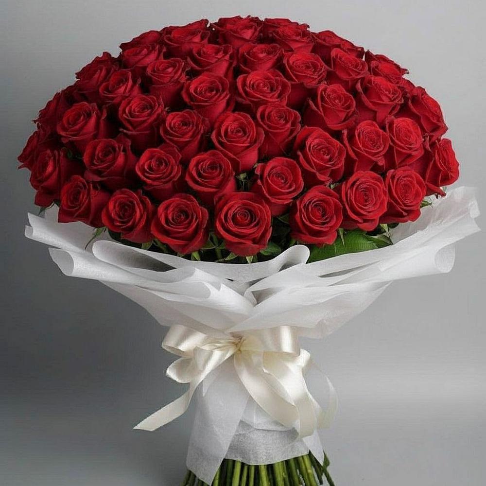 Букет 101 Красная роза Блэк Мэджик в Ульянино