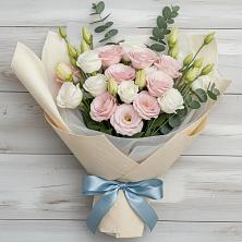 Букет цветов из:  Лизиантусы в Ульянино