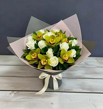 Букет цветов из:  Орхидеи и Розы в Ульянино