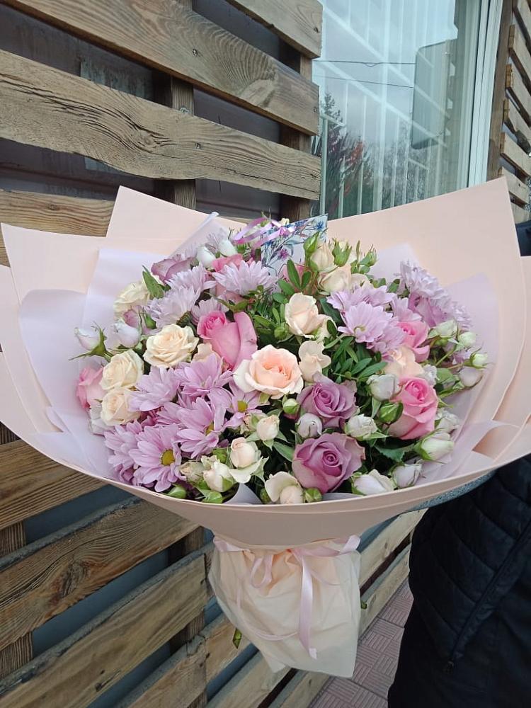 Букет цветов из: Розы и Хризантемы в Ульянино