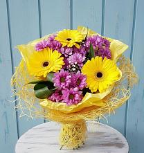 Букет цветов из:  Хризантемы и Герберы #REPLACE_PRED# Ульянино