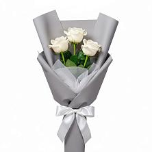 Букет 3 белые розы в Ульянино