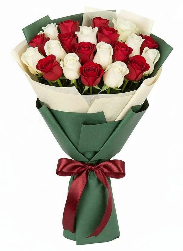 Букет Микс из красных и белых роз в Ульянино