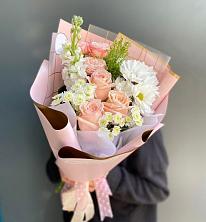 Букет цветов из:  Хризантемы и Розы в Ульянино