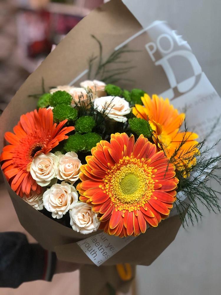 Букет цветов из: Герберы, Хризантемы и Розы в Ульянино