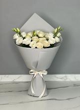 Букет цветов из:  Розы и Лизиантусы в Ульянино